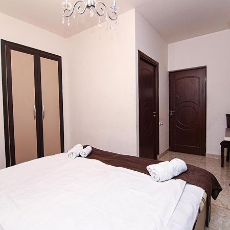 Comfort House Hotel And Tours Erivan Exterior foto