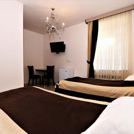 Comfort House Hotel And Tours Erivan Exterior foto